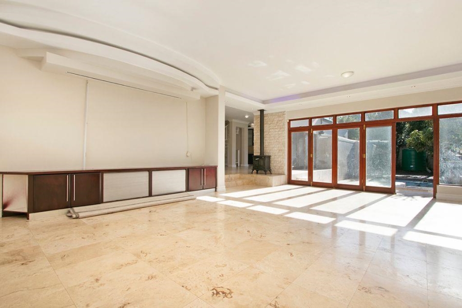 5 Bedroom Property for Sale in Rondebosch Western Cape